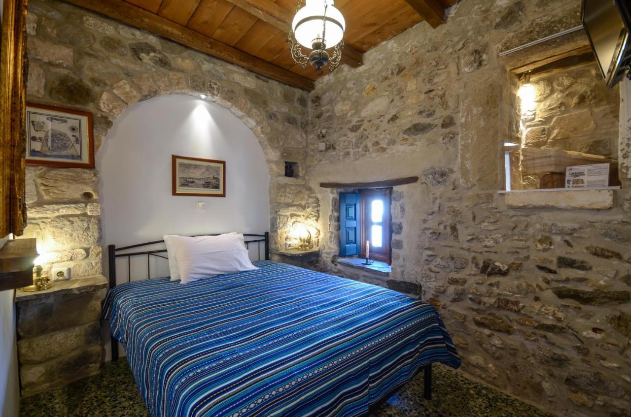 Venetiko Apartments Naxos City ภายนอก รูปภาพ