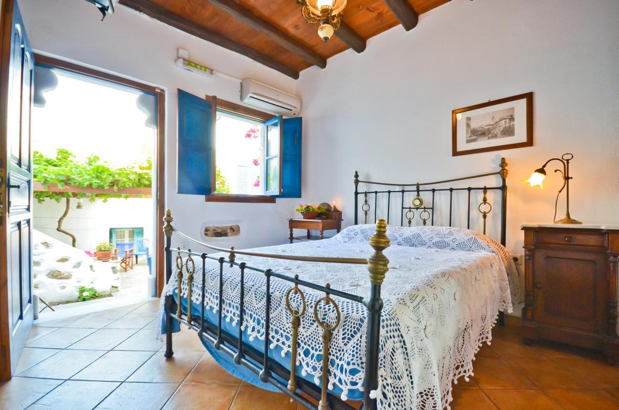 Venetiko Apartments Naxos City ภายนอก รูปภาพ